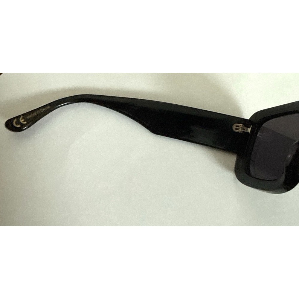 Madewell Women's Sunglasses Black Y2K-inspired Rectangular Shape One Size - Picture 3 of 6